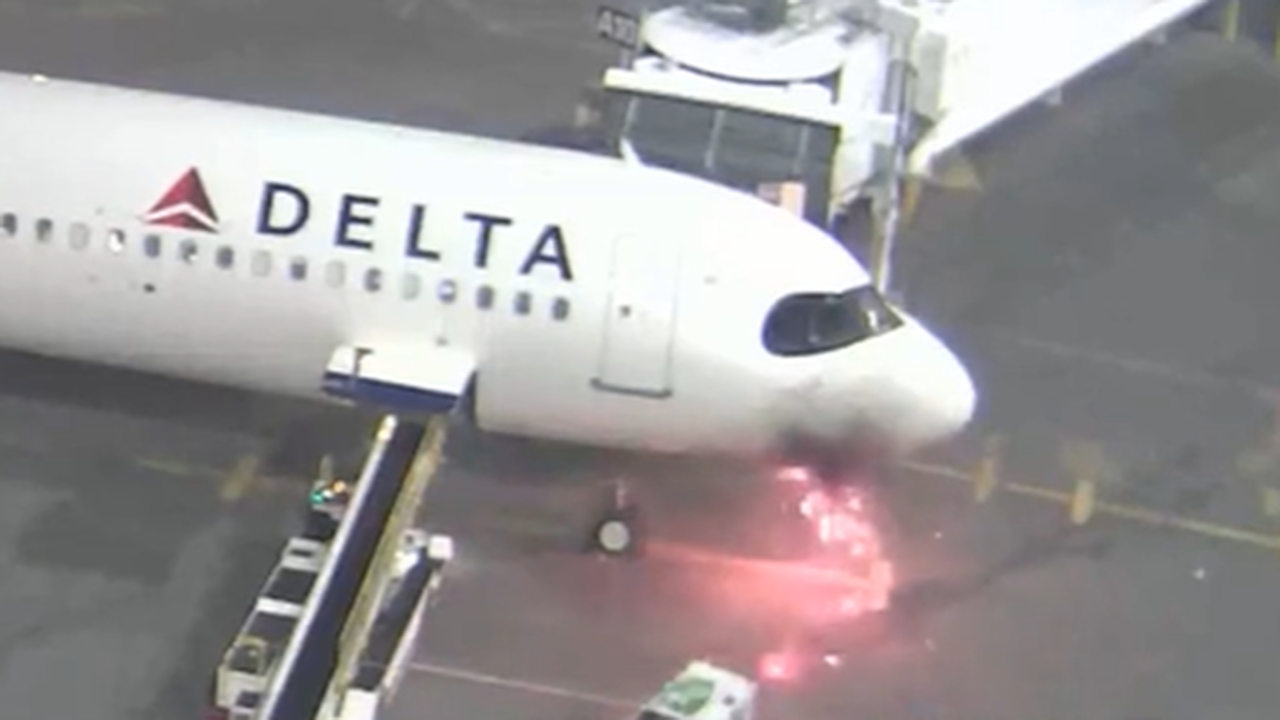 Delta plane catches fire seattle