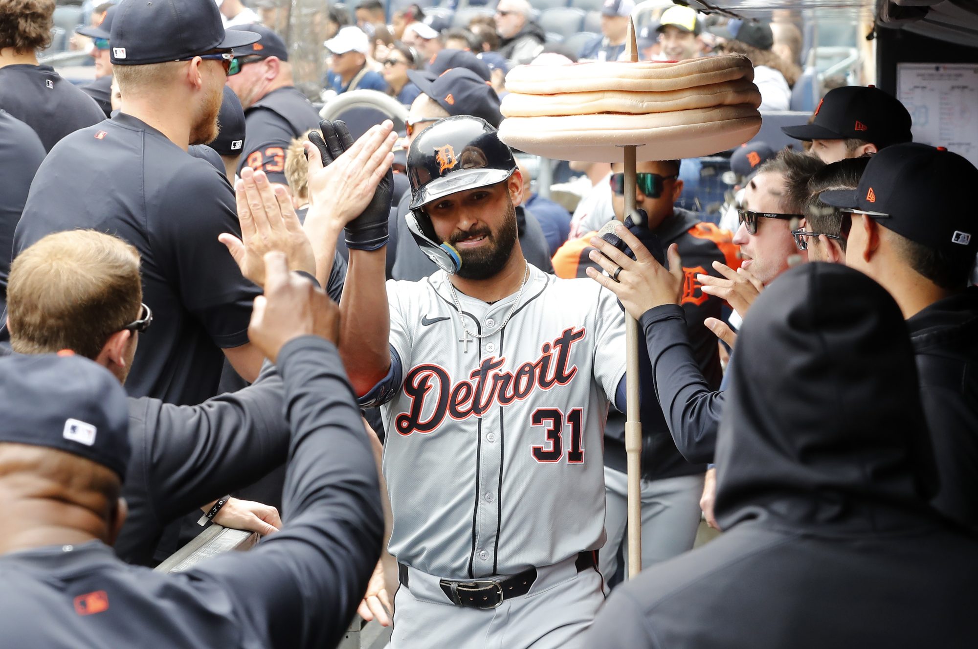 [NewYorkPost] Tigers vs. Guardians prediction MLB odds, picks, best