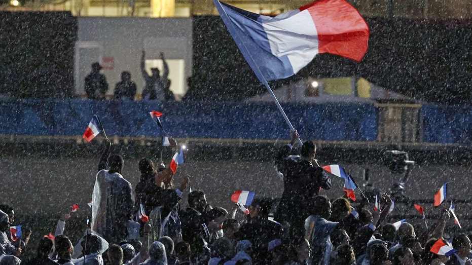 [Fox News] French people react to ‘freakshow’ Paris Olympics opening